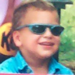 Meet your Posher, Cory